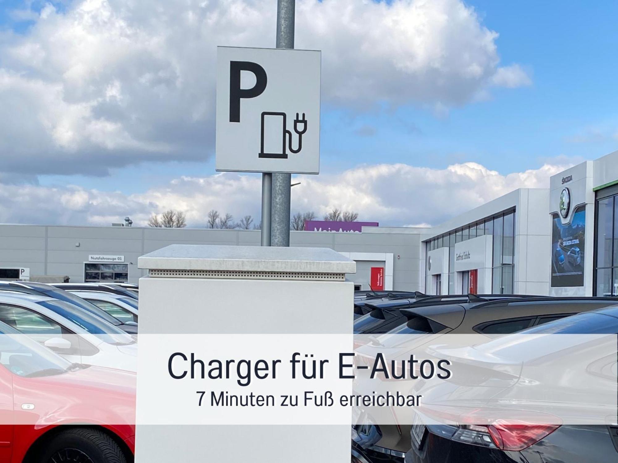 Rheinblick7 Neuss - Spektakulaerer Blick Auf Die Duesseldorfer Skyline - Ruhig Modern Privatparkplatz Aufzug - Top Anbindung An Messe Flughafen Hauptbahnhof Exterior foto